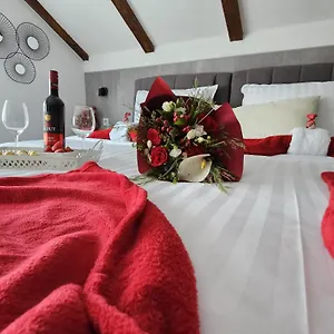 Ana Apartman